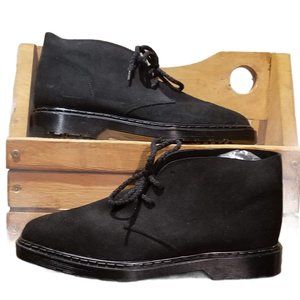 Wmns BLACK CHUKKA BOOT (Size 8.5/9)